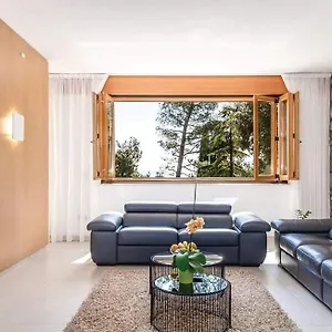  Apartment Pecine